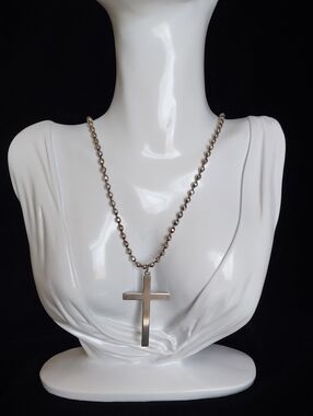 Theda Sterling Silver Large Cross Pendant Faceted Ball Chain Necklace 18.3"